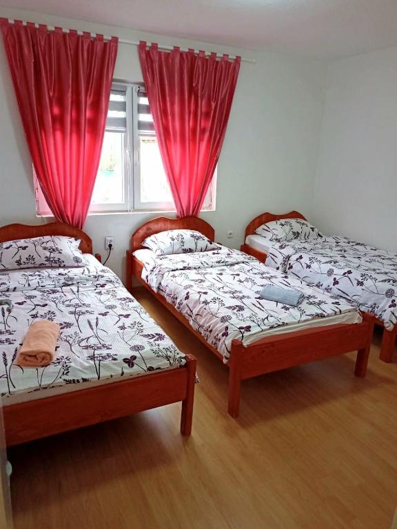Room 1 - Three Beds